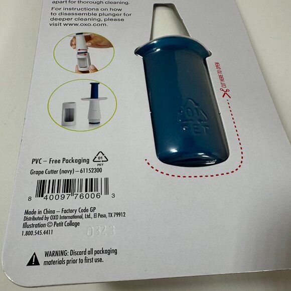 NEW OXO Tot Grape Cutter, Hand Held Navy Blue Cut Grapes BPA & PVC FREE - Picture 3 of 3